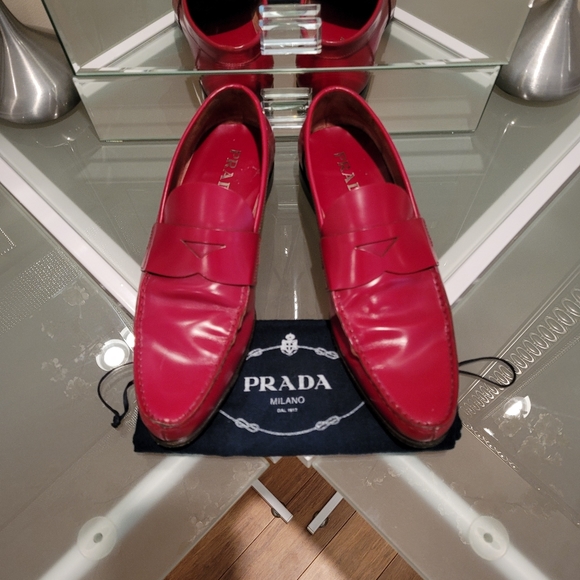 AUTHENTIC VINTAGE PRADA MEN'S SHOES, MADE IN ITALY SIZE USA 7, RED COLOR. - Picture 1 of 9